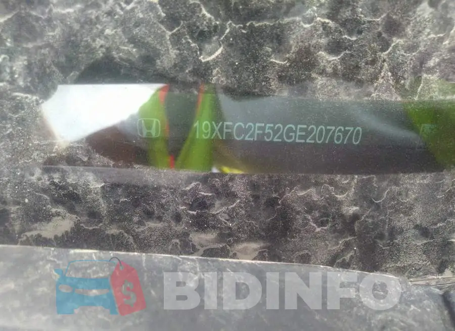 19XFC2F52GE207670 Photo# 9