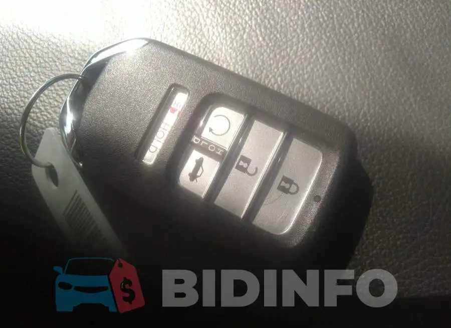 1HGCV2F33LA007021 Photo# 11