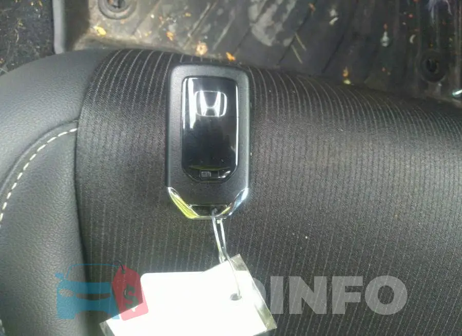 1HGCV2F36NA003743 Photo# 11