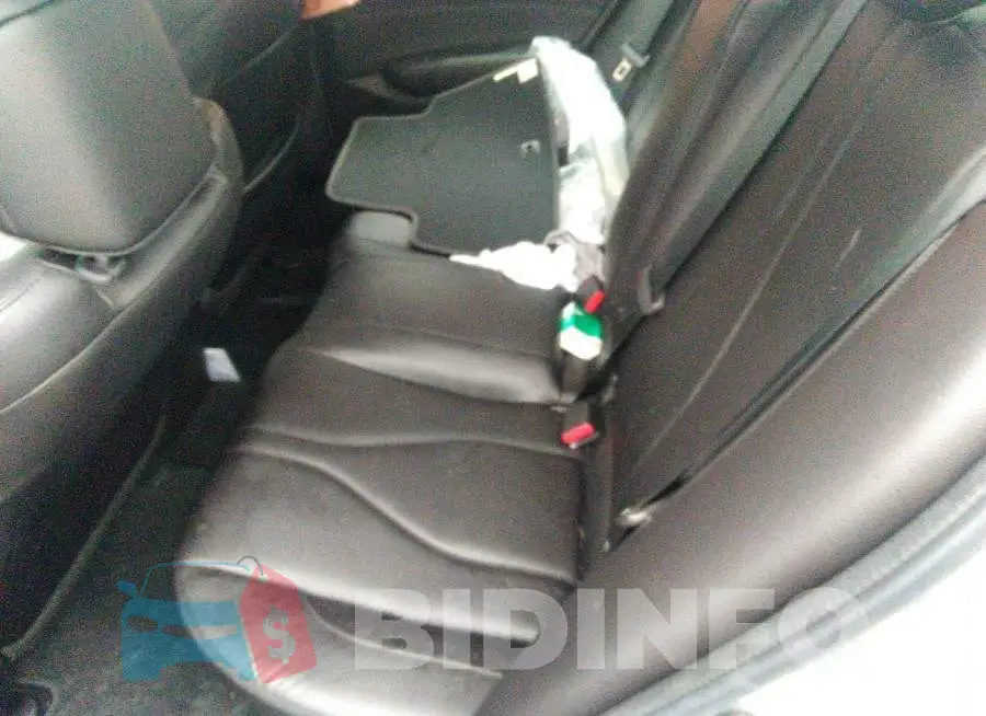 19UDE2F3XLA010387 Photo# 8