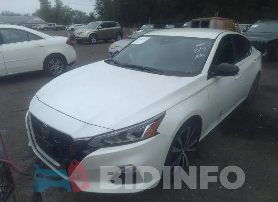 1N4BL4CV5LC155120 Photo# 2