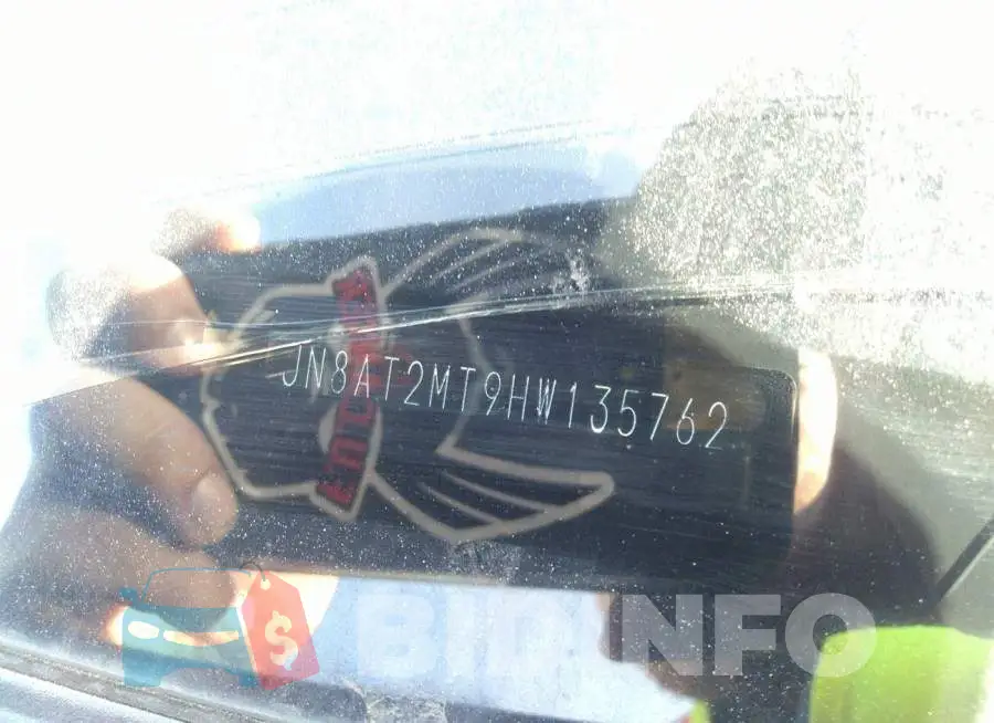 JN8AT2MT9HW135762 Photo# 9