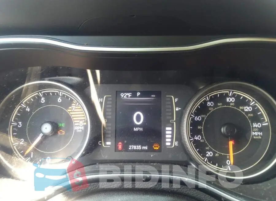 1C4PJLCX5KD171408 Photo# 7