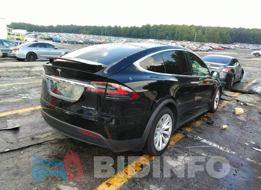 5YJXCBE21MF321774 Photo# 4