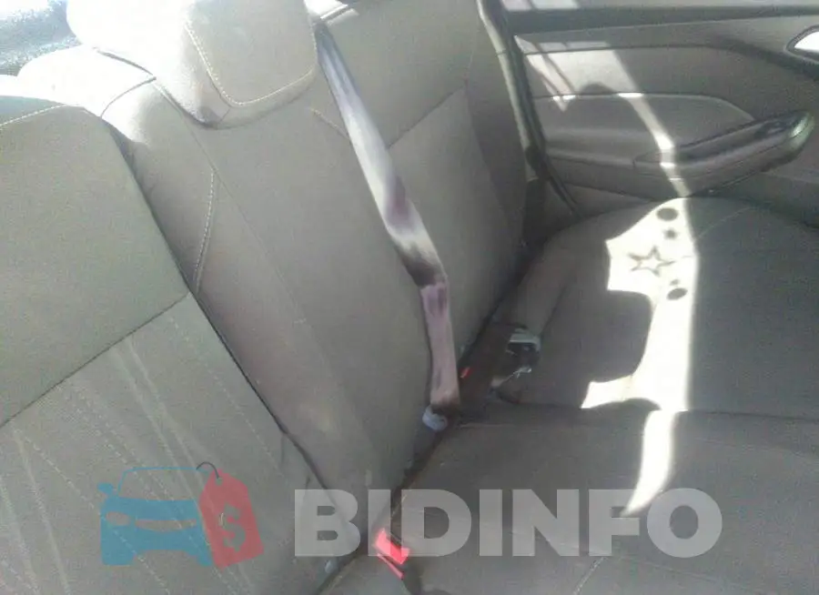1FADP3F2XJL206004 Photo# 8