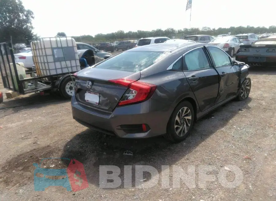 19XFC2F8XGE050478 Photo# 4