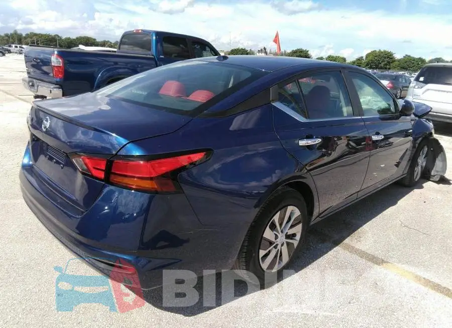 1N4BL4BV1KC130585 Photo# 4