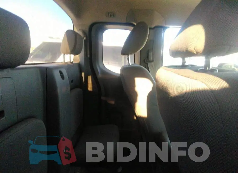 1N6BD0CT9GN753622 Photo# 8