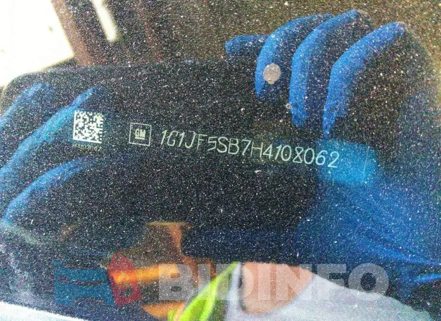 1G1JF5SB7H4108062 Photo# 9