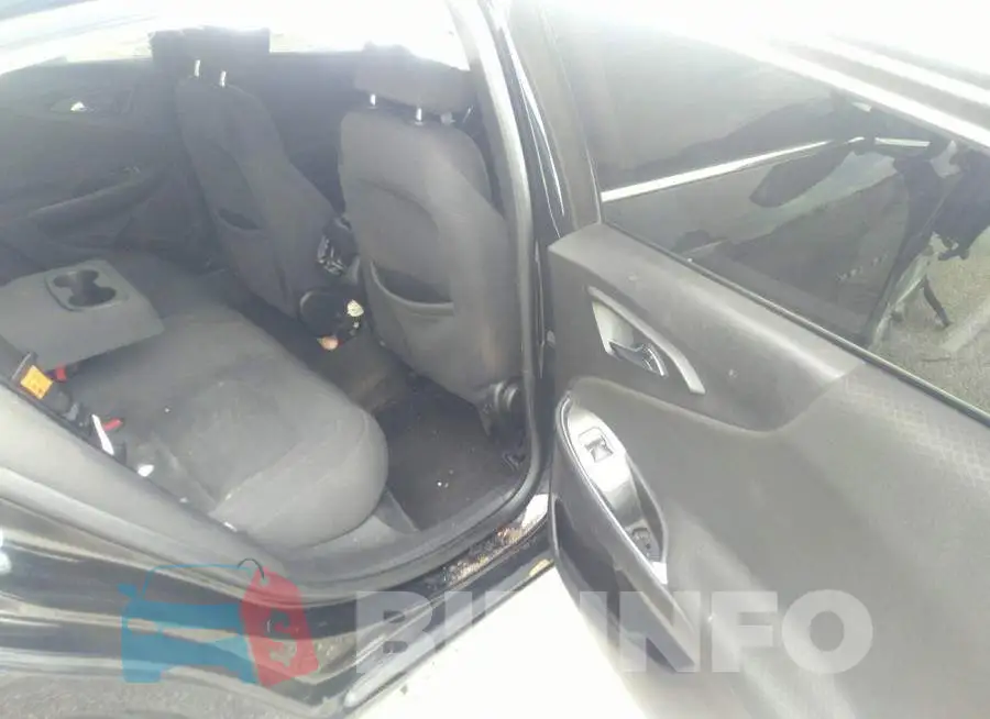 1G1ZD5ST3JF146867 Photo# 8