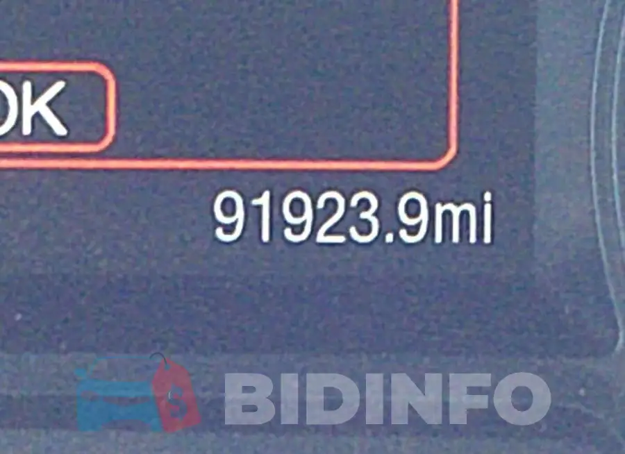 1FM5K8AR0JGB34359 Photo# 7