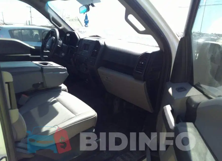 1FTFX1E59JKE82537 Photo# 5