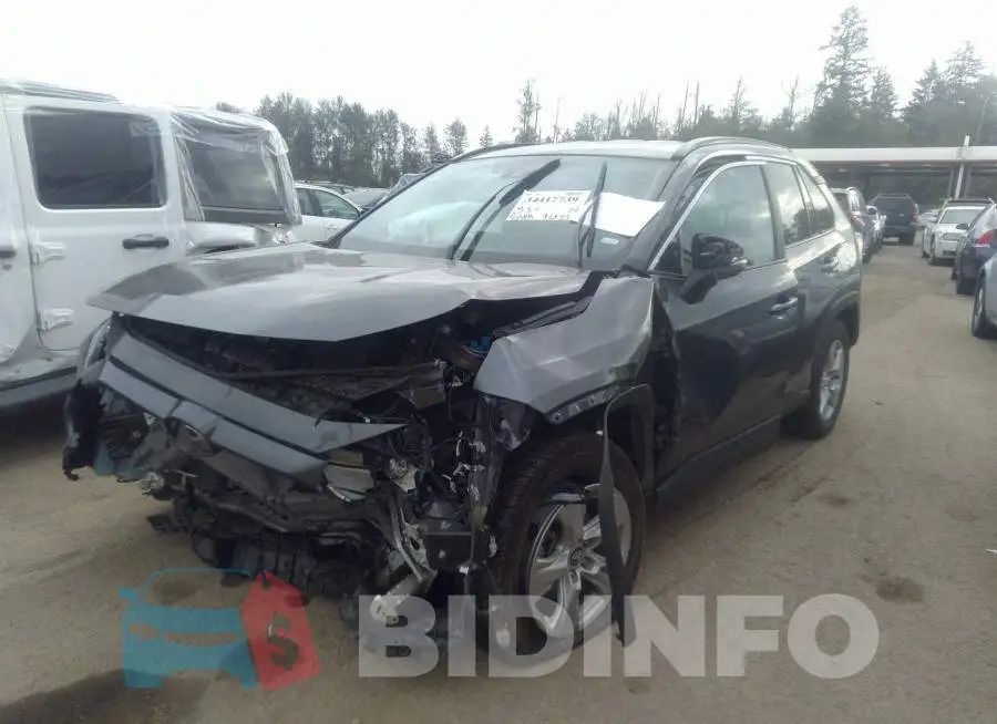 2T3P1RFV1MW161932 Photo# 2