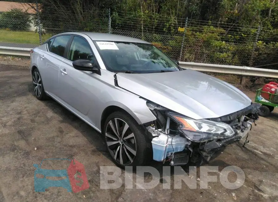 1N4BL4CV2KC169054 Photo# 1