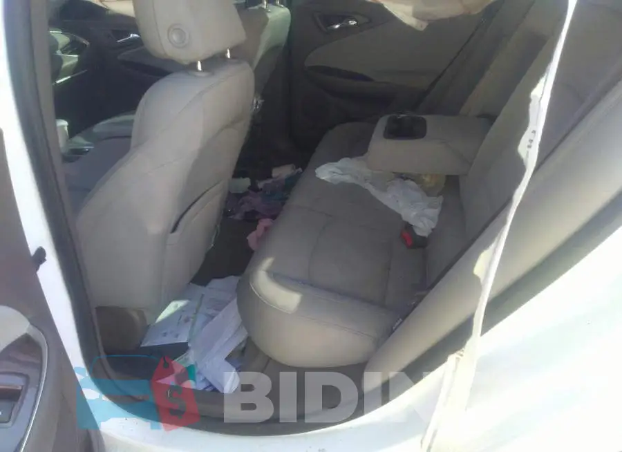 1G1ZD5ST5LF057725 Photo# 8
