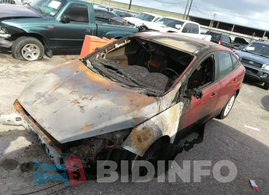 1FADP3FE4JL268248 Photo# 2