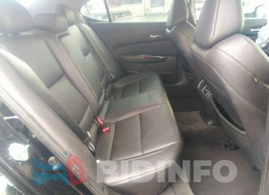 19UUB1F34FA028911 Photo# 8