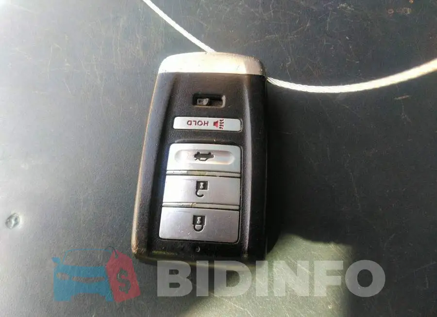 19UUB2F57GA004899 Photo# 11