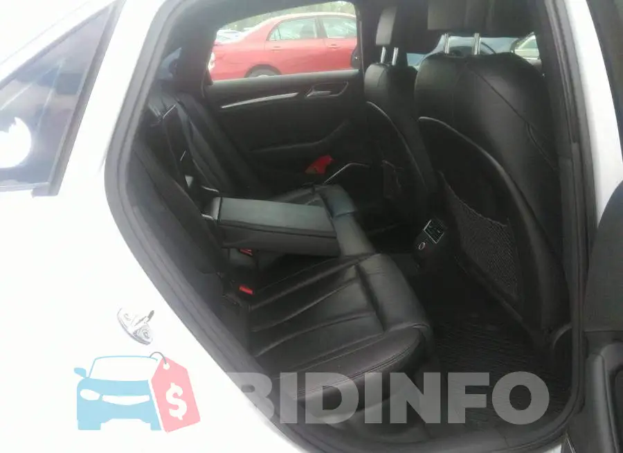 WAUKFGFF1F1062552 Photo# 8