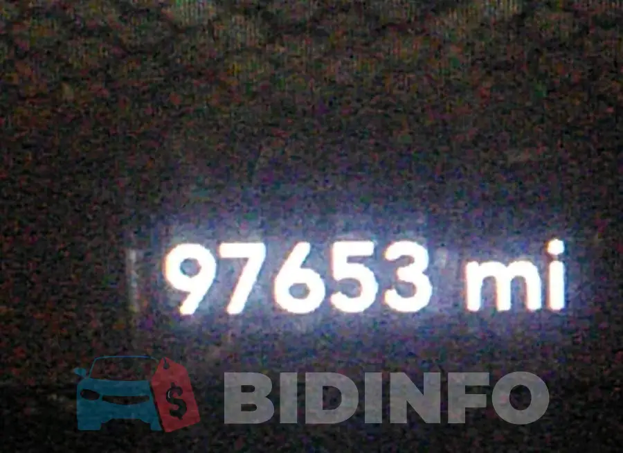 2C3CDXCT1HH510384 Photo# 7