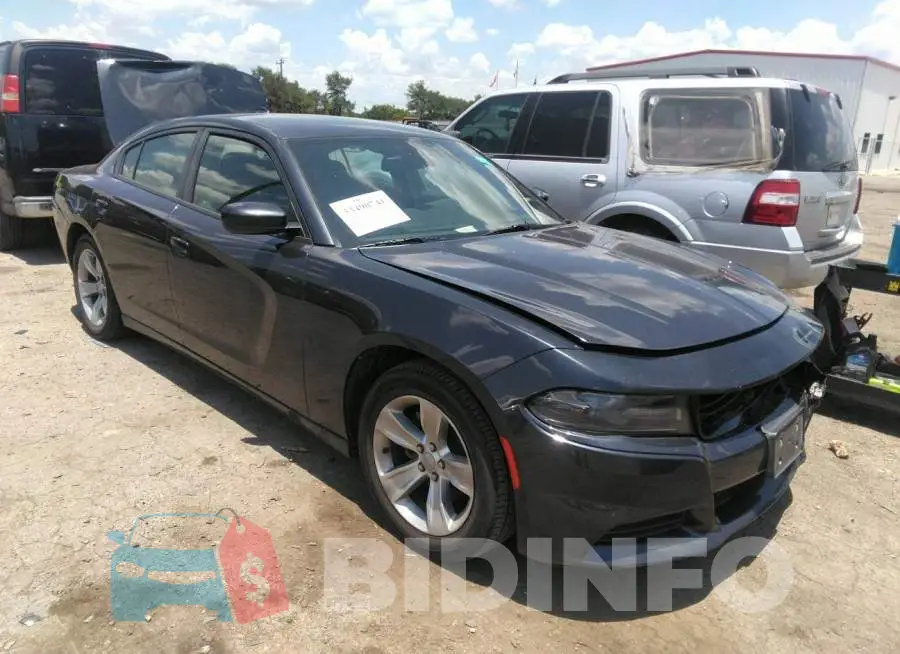 2C3CDXHG8GH317613 Photo# 1
