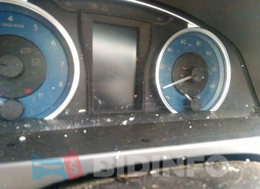 4T1BF1FK2HU762655 Photo# 6
