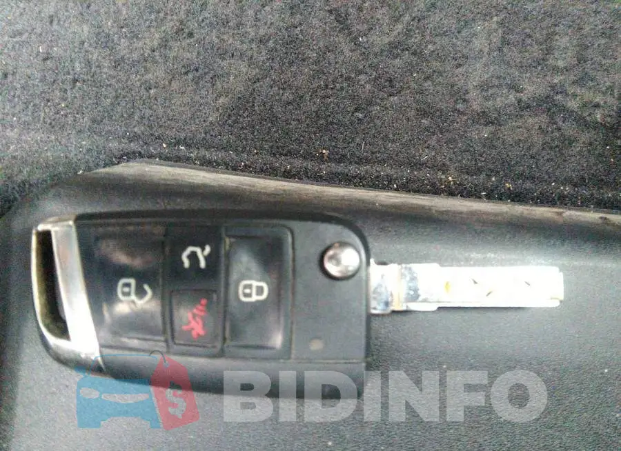 3VW4T7AU2FM005657 Photo# 11
