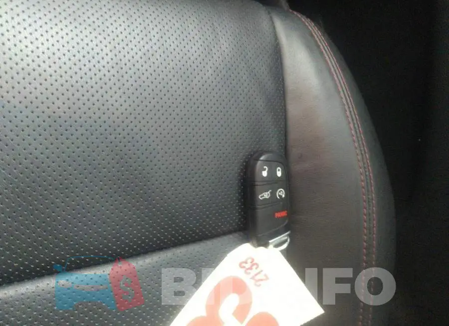 1C4SDJCT8MC716058 Photo# 11