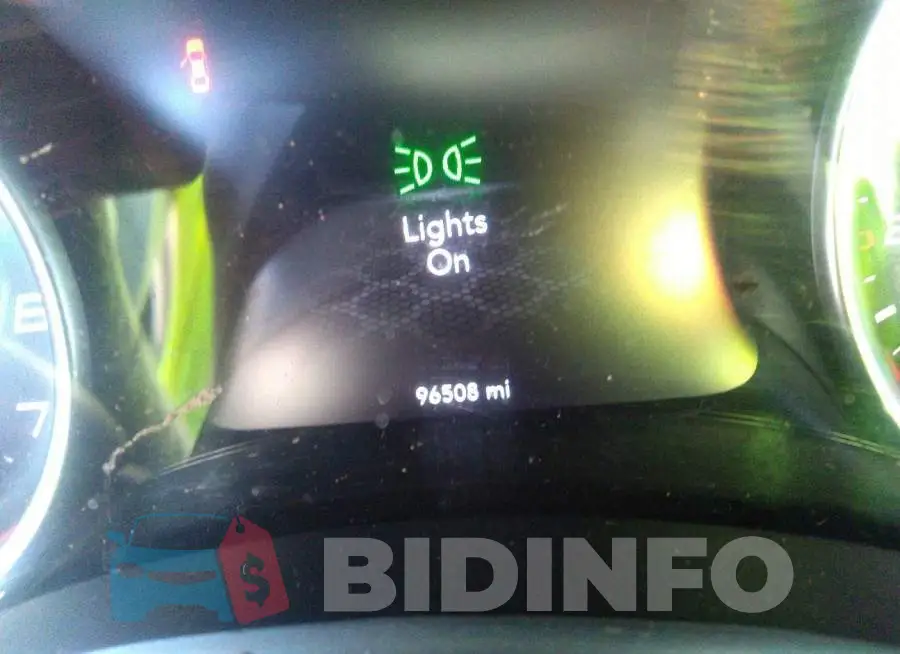 2C3CDXCT7HH608626 Photo# 7