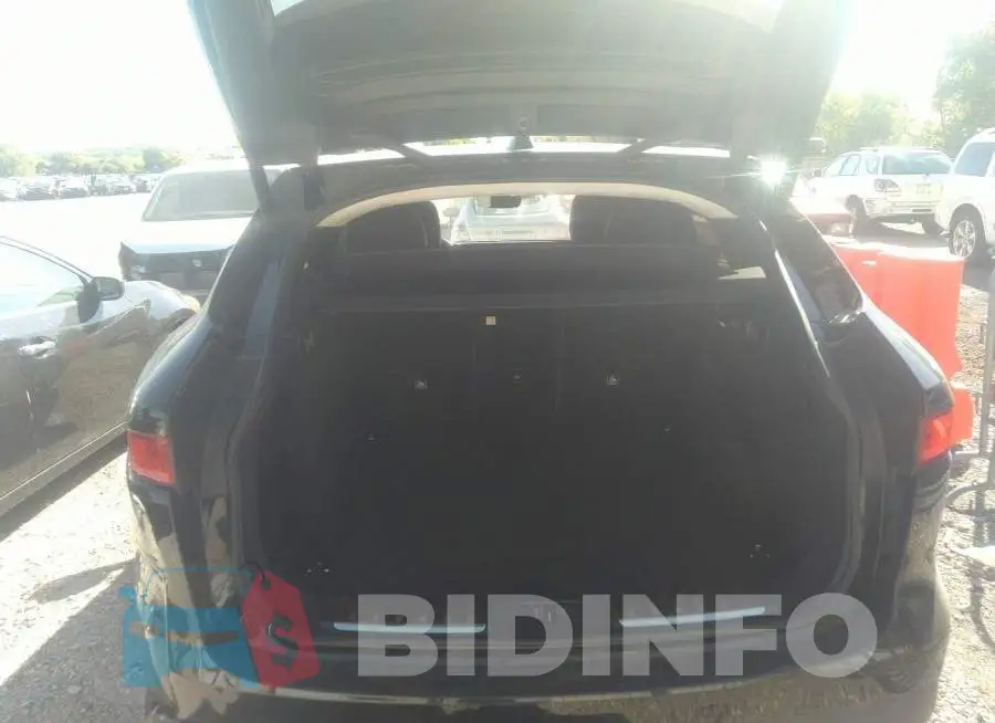 SADCS2FX4KA601677 Photo# 8