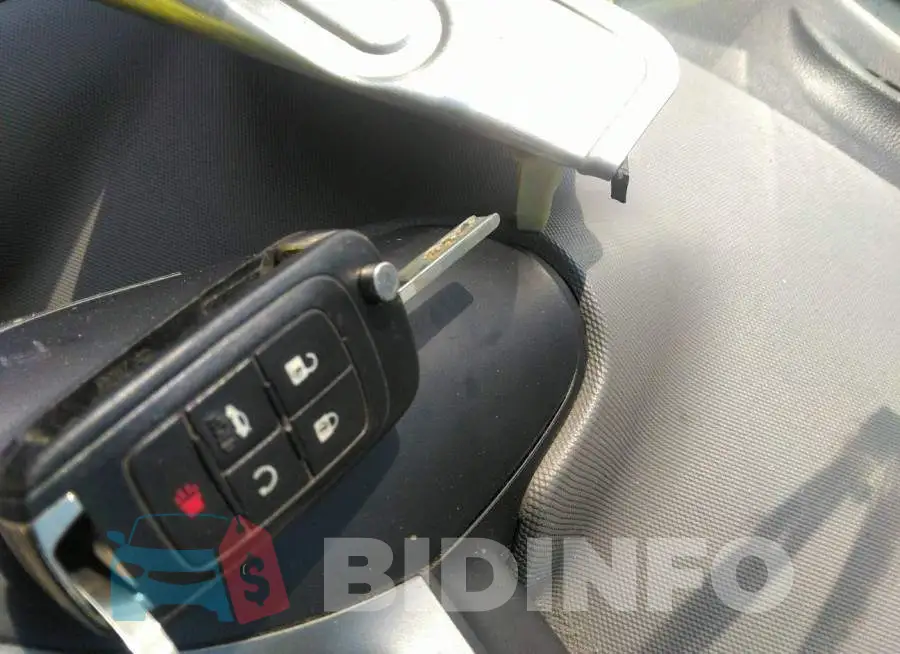 1G1JC5SH4F4196174 Photo# 11