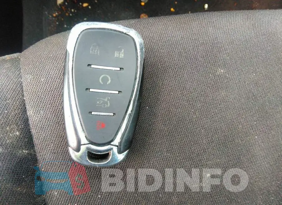 1G1ZD5ST2KF135909 Photo# 11