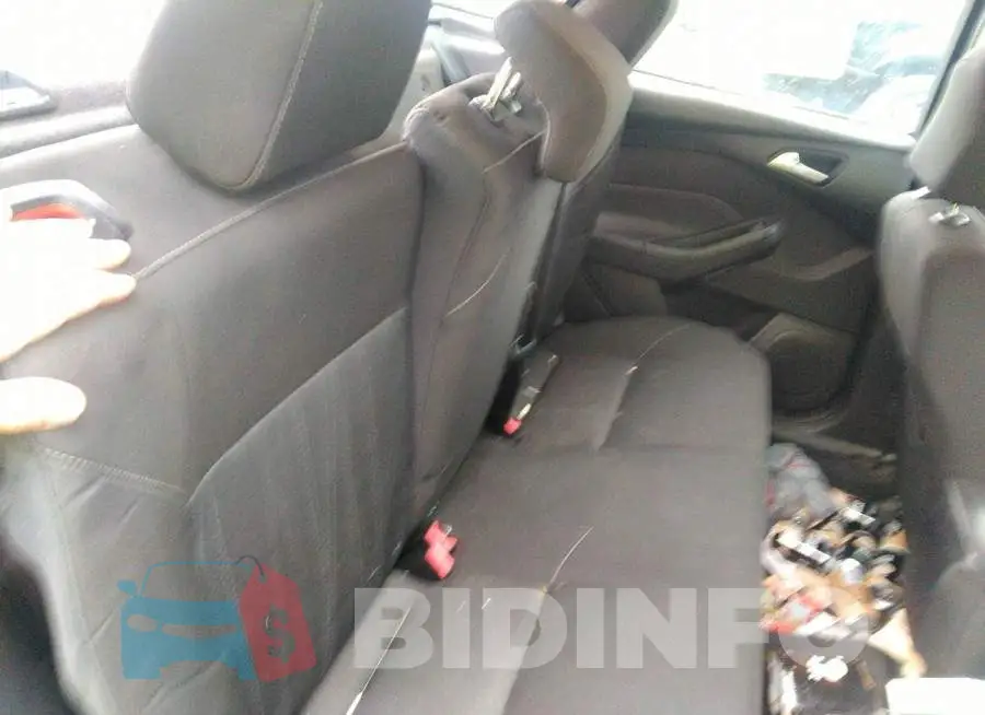1FADP3F22FL242583 Photo# 8