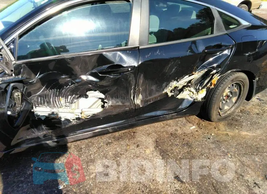 19XFC2F50HE049640 Photo# 6