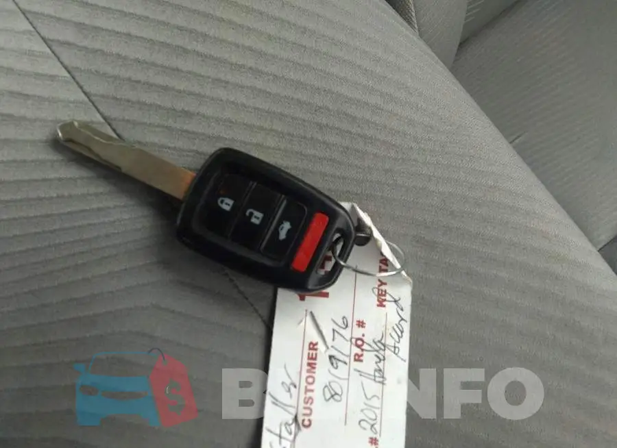 1HGCR2F35FA181021 Photo# 11