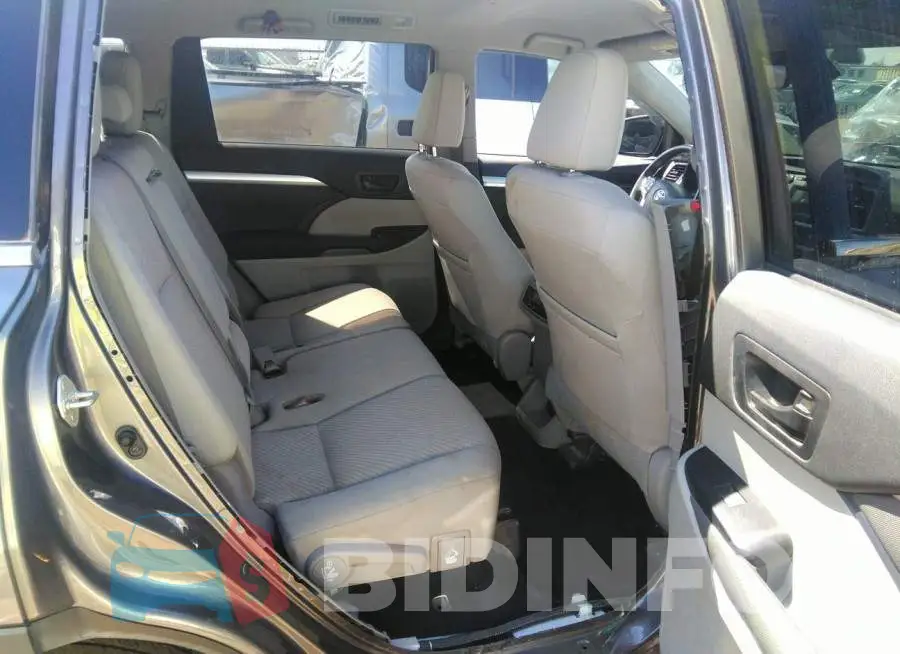 5TDZZRFH6JS254843 Photo# 8
