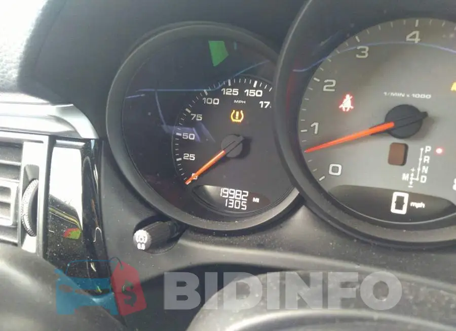 WP1AB2A59MLB31709 Photo# 7