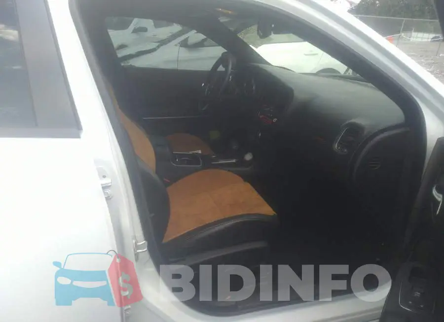 2C3CDXGJ8MH625082 Photo# 5