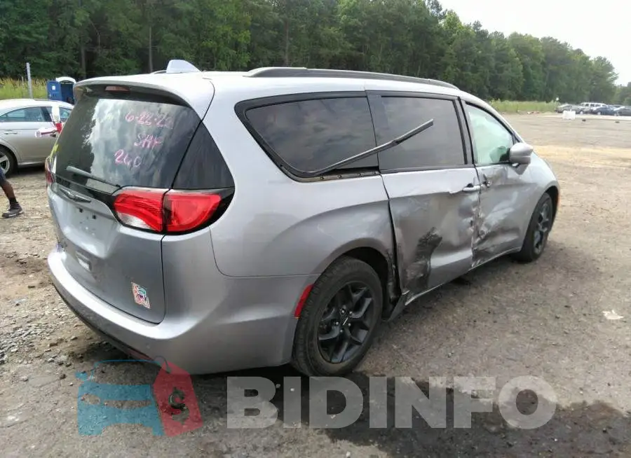 2C4RC1BG2JR258784 Photo# 4