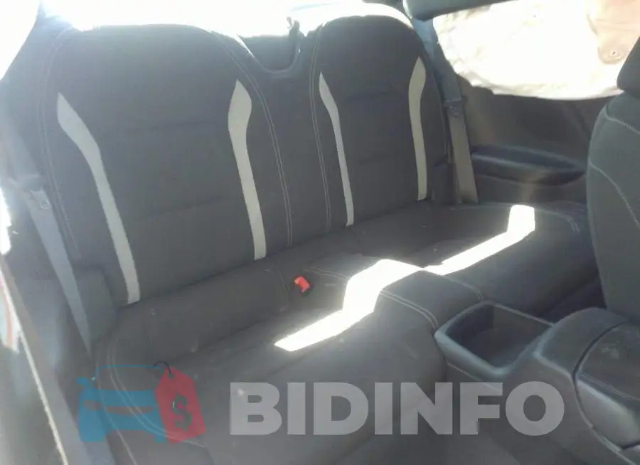 1G1FB1RS8L0100553 Photo# 8