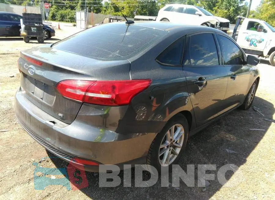 1FADP3F24HL279640 Photo# 4