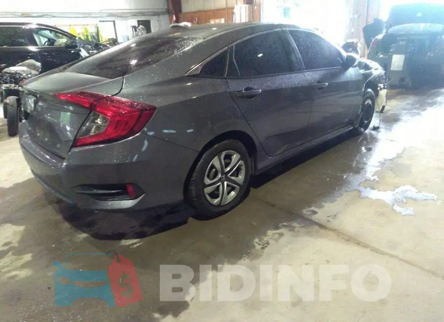 2HGFC2F58HH558171 Photo# 4