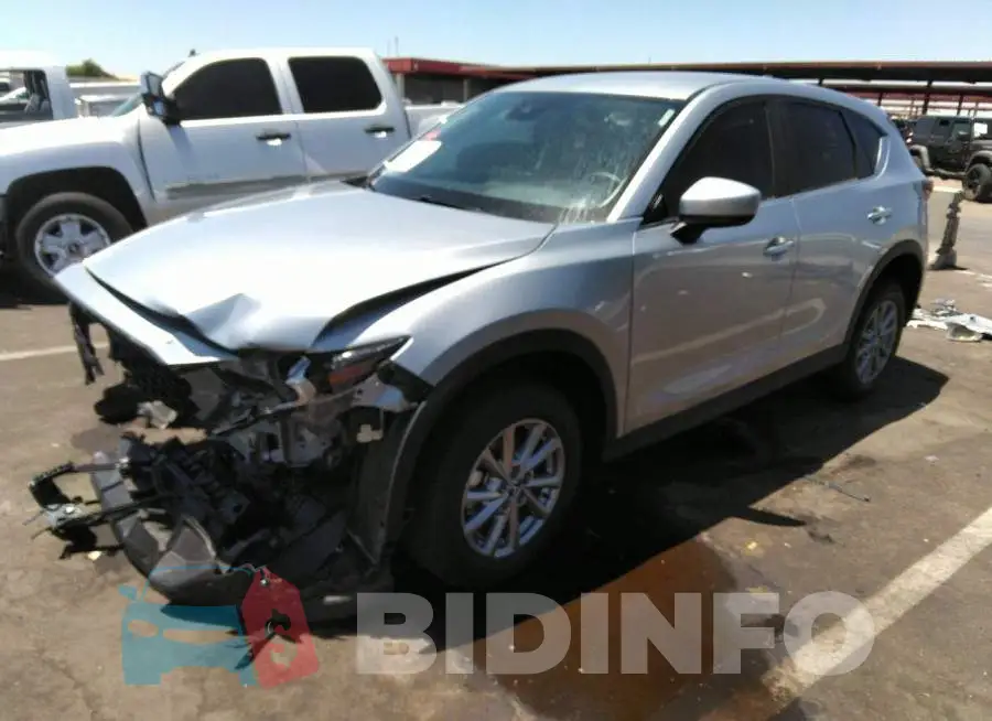 JM3KFBBM7N1528808 Photo# 2