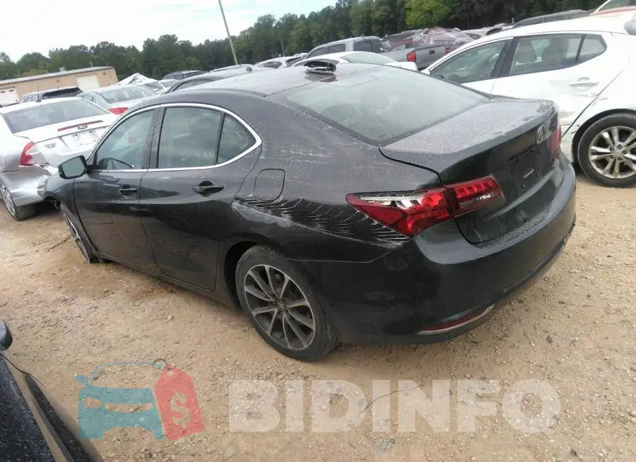 19UUB2F37FA024874 Photo# 3