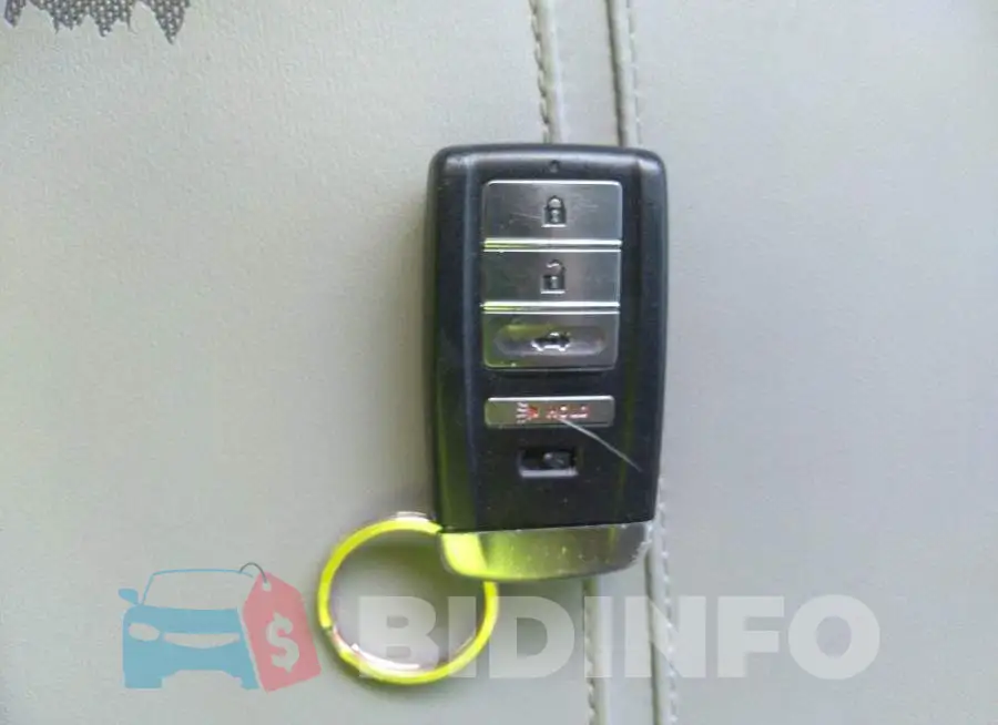 19UUB2F57GA012288 Photo# 11