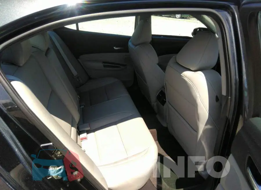 19UUB2F5XFA003616 Photo# 8