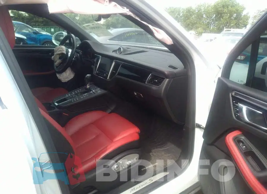 WP1AB2A57JLB37018 Photo# 5