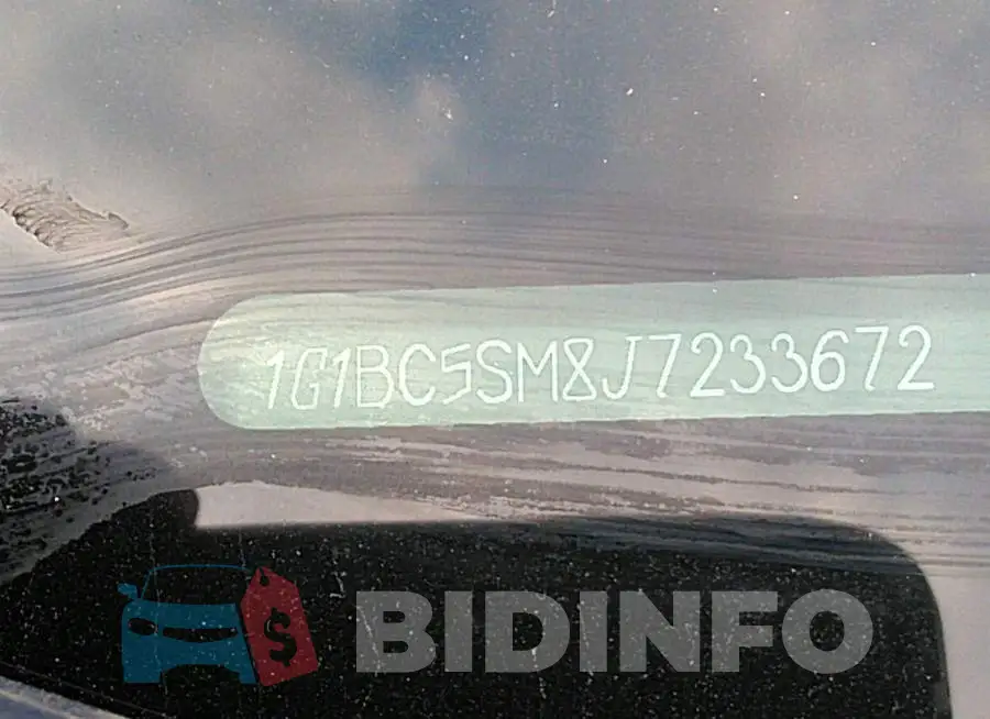 1G1BC5SM8J7233672 Photo# 9