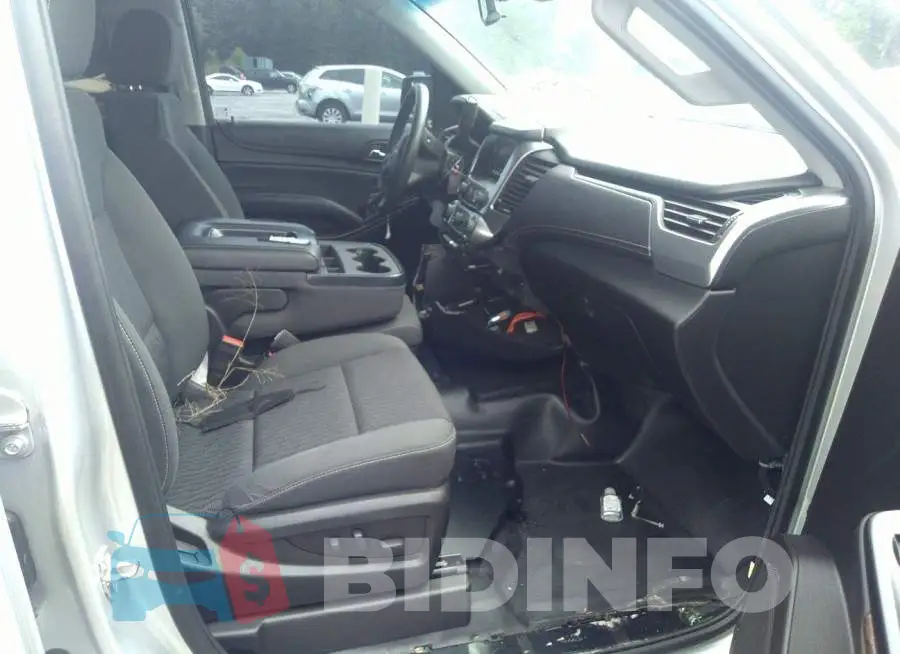 1GNLCDEC5GR115172 Photo# 5