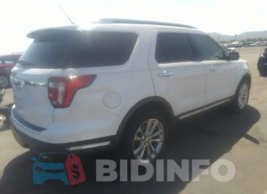 1FM5K7F82JGB79779 Photo# 4